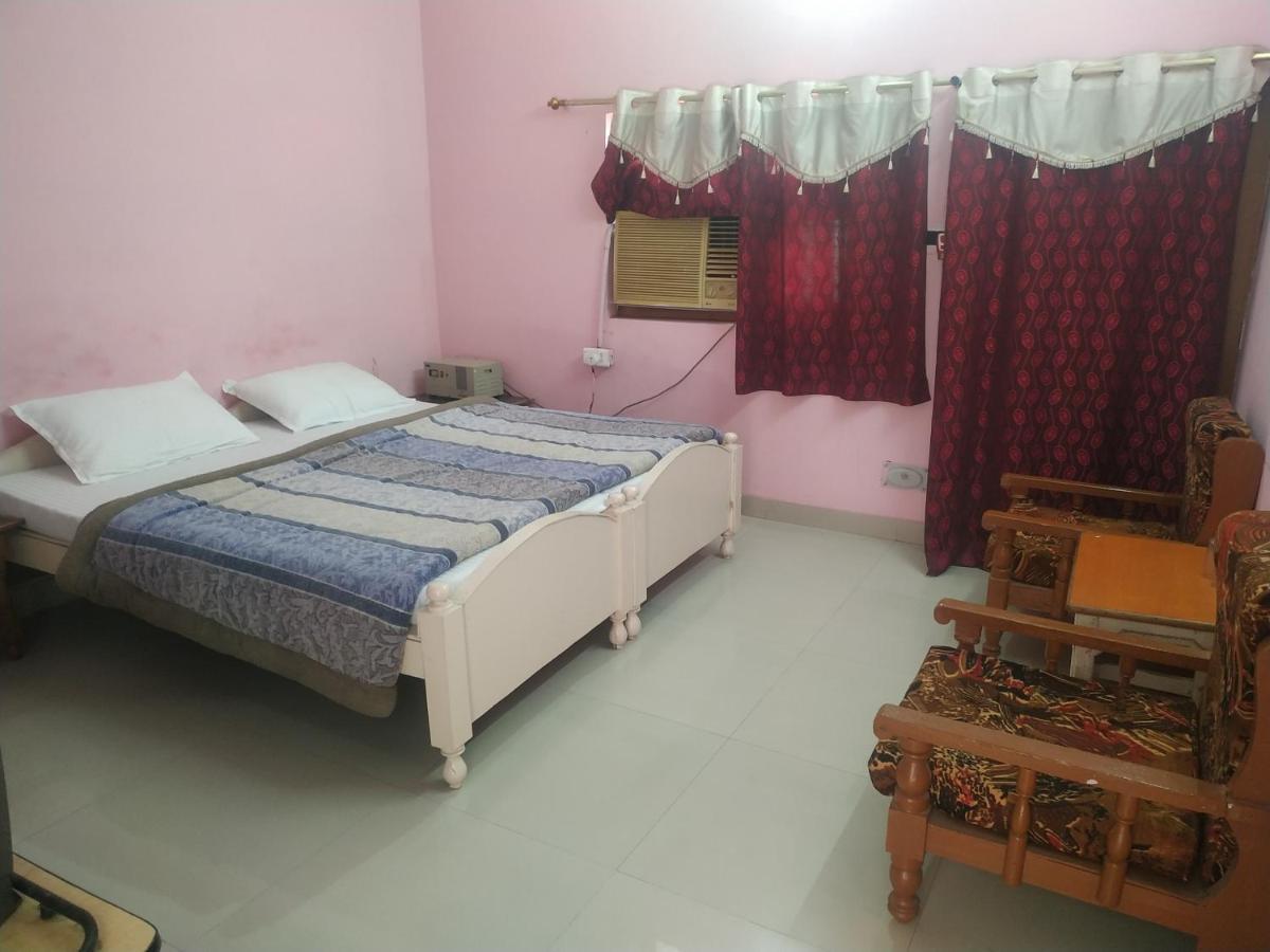 Hotel Shri Mahant Orchha 5 Mint Walking From Ram Raja Temple Exterior foto